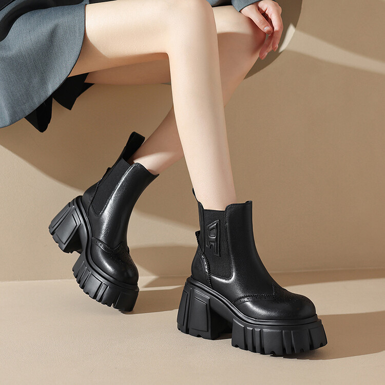 Chelsea Boots in Black and Beige with Chunky High Heel