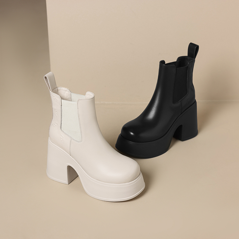 Women's Chelsea Boots in Top Grain Leather with Chunky High Heel - Style a.html - Image 4