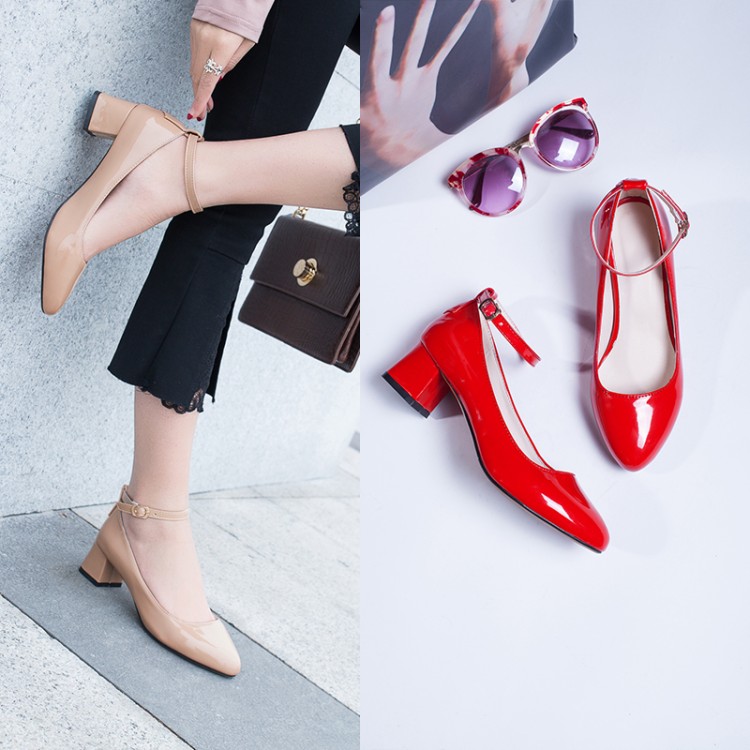 Women's Fashion Flat Shoes with Buckle Strap and Chunky Mid Heel - Image 4