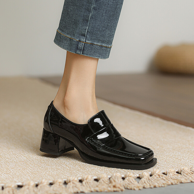 Women's Leather Loafers with Buckle Strap and Chunky Heel